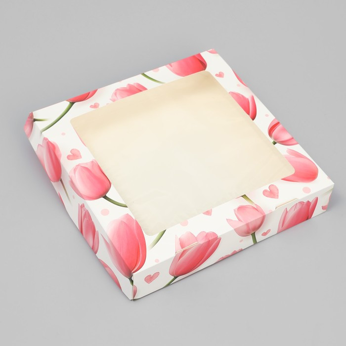 Коробка 20х20х4 см с окном  "Тюльпаны"