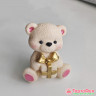 Фигурка из глазури "Мишка с подарком" 6,5 см / 1 шт