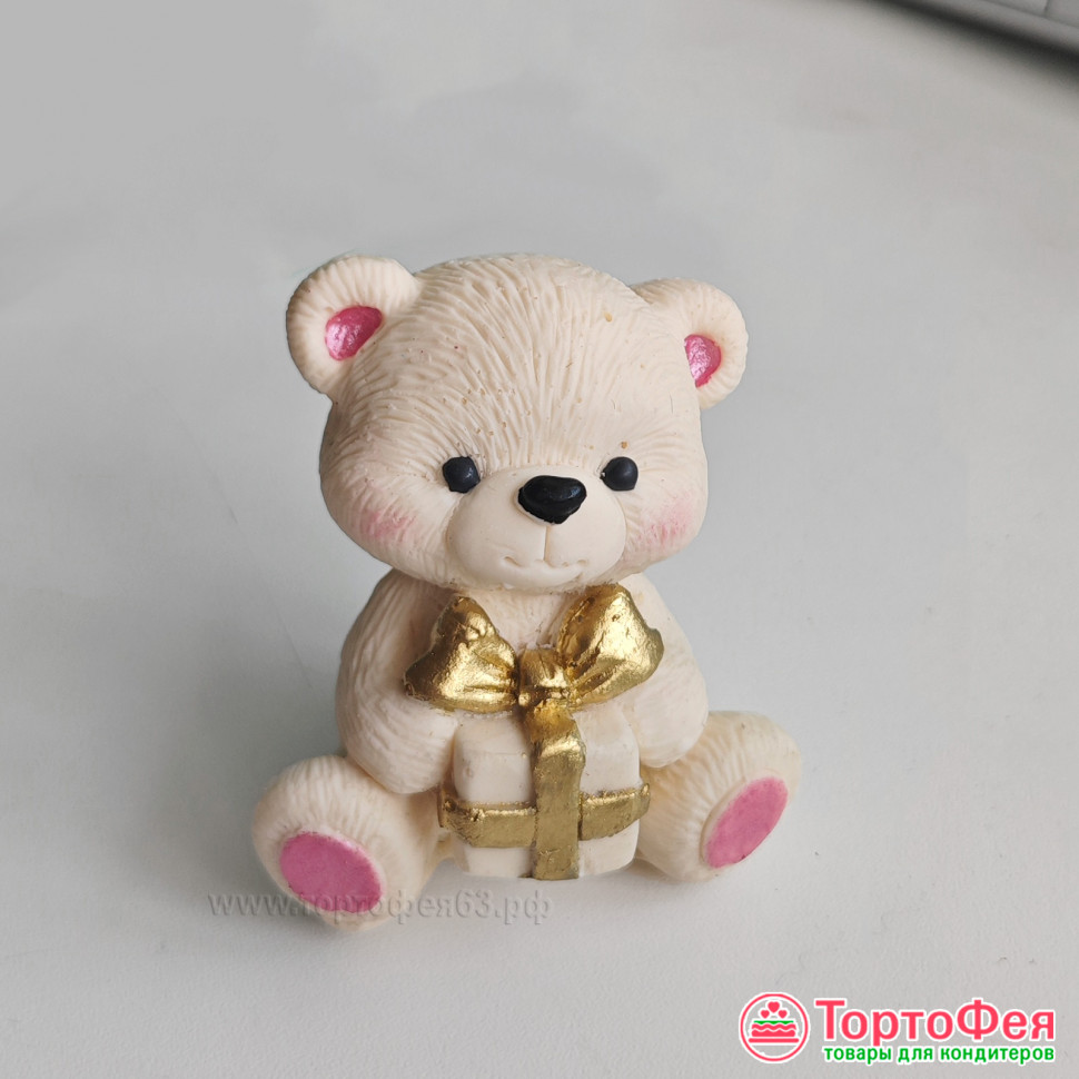 Фигурка из глазури "Мишка с подарком" 6,5 см / 1 шт