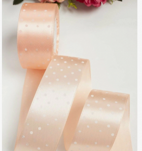 Лента атласная Светло-персиковая/белый горошек 4 см, 22 м