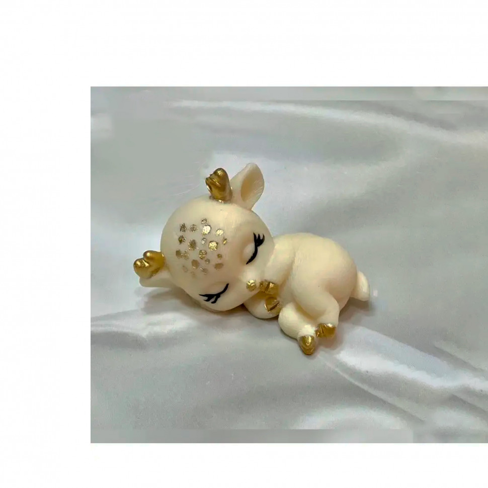 Фигурка из глазури "Олененок на боку" 6,5х3,5 см / 1 шт  