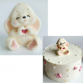 Фигурка из глазури &quot;Зайка лайкер&quot; 6,5 см / 1 шт