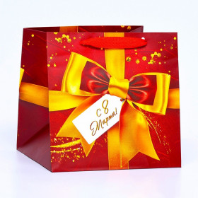 Пакет под торт 20 х 20 х 20 см "С 8 Марта"   