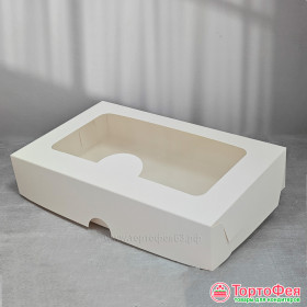 Коробка 25х15х5 см с окном, белая