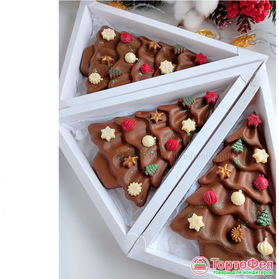 Коробка треугольная 24х16х3,5 см с прозрачной крышкой, белая