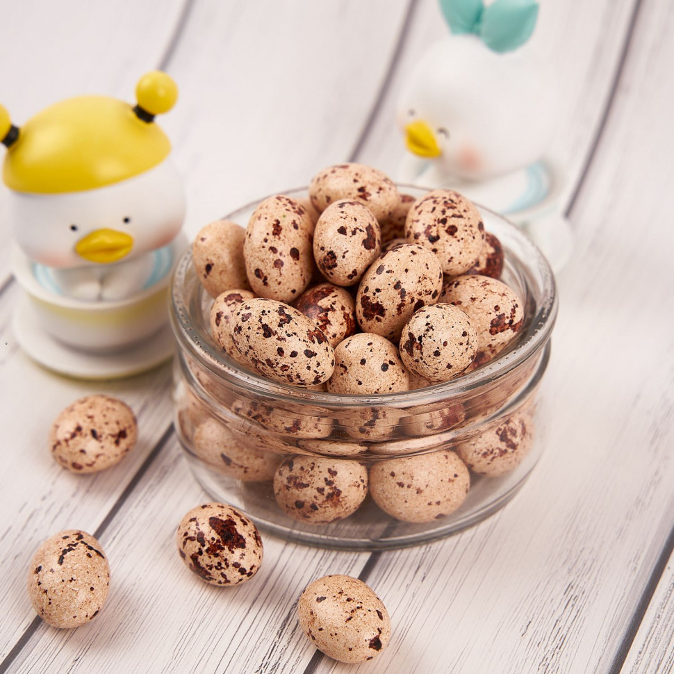 Драже шоколадное с Миндалем «Яички бежевые» / 7 шт (~50гр)