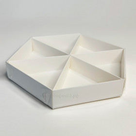 Коробка для ассорти сладостей 17,5х17,5х3 с прозрачной крышкой, белая