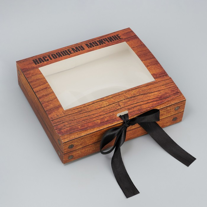 Коробка 20х18х5 см "Настоящему мужчине" 